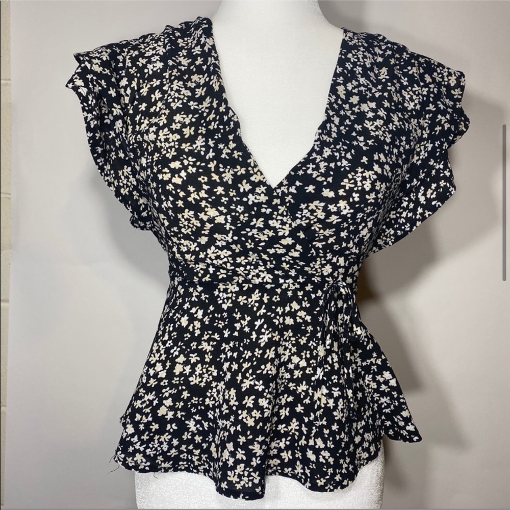 Floral Wrap top